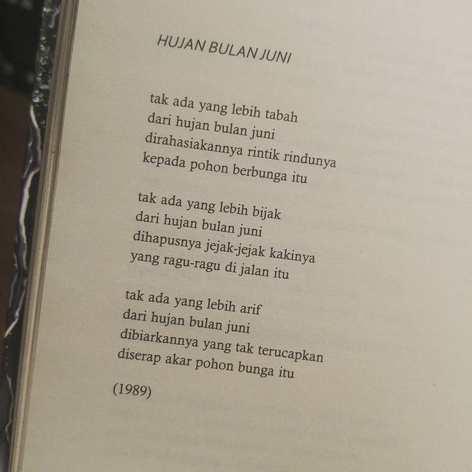 Sapardi DJoko Damono-Hujan Bulan Juni 240527 210413.pdf